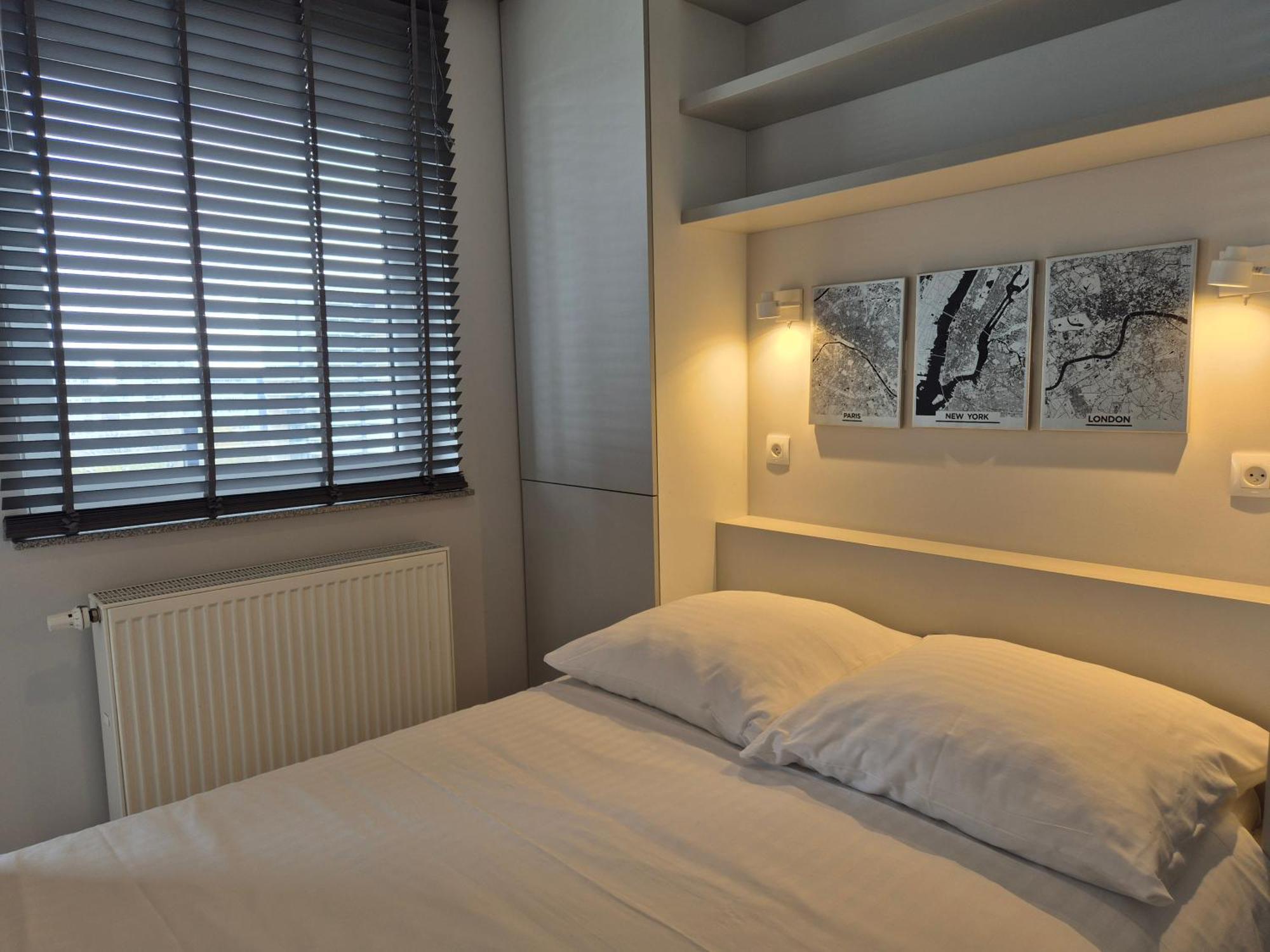 Apartament Wsrod 1000Cy Swiatel - Z Parkingiem W Hali Garazowej- Duzy Balkon Z Lezakami - Piekny Widok Noca Na Panorame Tysiaclecia Katovice Exteriér fotografie